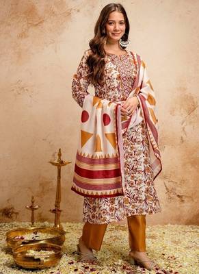 ethnic magic cotton kurta set with pants & mul cotton dupatta 4