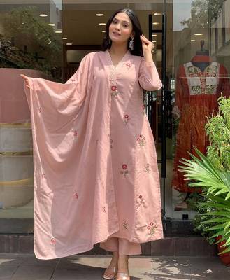 Peach p.v. chanderi embroidered kurti set with bottom & dupatta 2