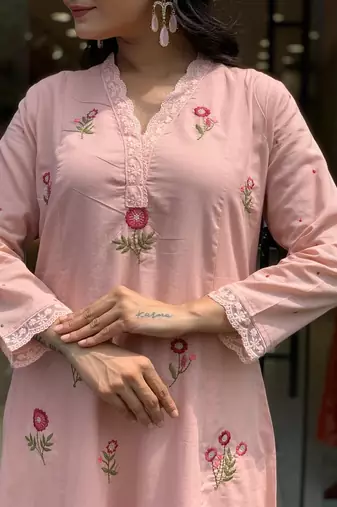 Peach p.v. chanderi embroidered kurti set with bottom & dupatta