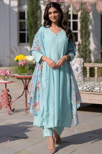 Embroidered p.v. chanderi kurti set with bottom & taby dupatta