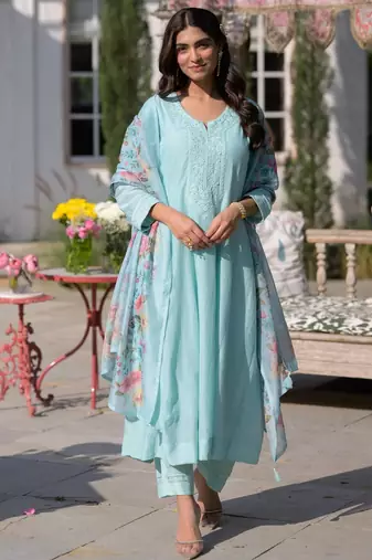 Embroidered p.v. chanderi kurti set with bottom & taby dupatta