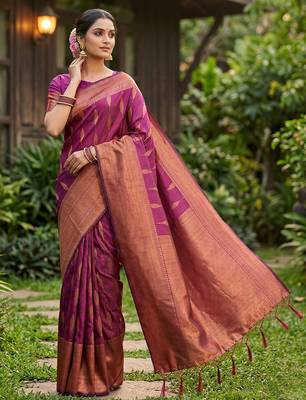 Purple silk blend woven ethnic partywear saree 1