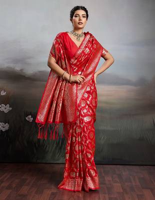 Red silk blend woven heavy ceremonial saree 3