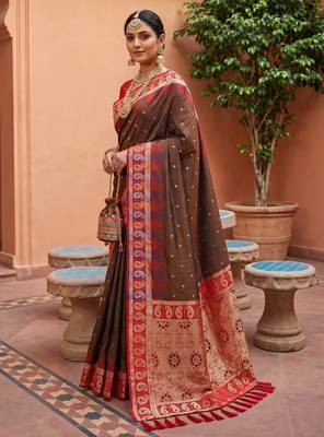 Mahendi soft silk blend woven ethnic ceremonial saree 4