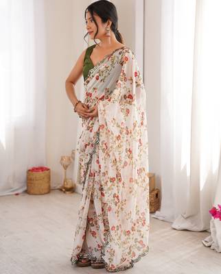 White floral print ethnic saree 4