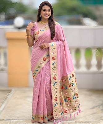 Baby pink paithani silk blend woven meenakari jacquard saree 4