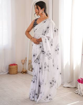 White summer special chinon printed saree 4