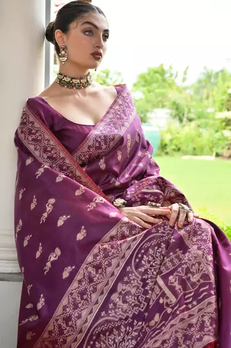 Wine banglori raw silk blend weaving warli rich look classy saree
