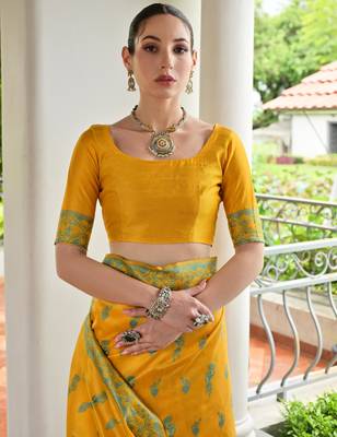 Yellow banglori raw silk blend weaving warli rich look classy saree 5