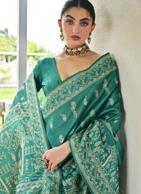Sea green banglori raw silk blend weaving warli rich look classy saree 3