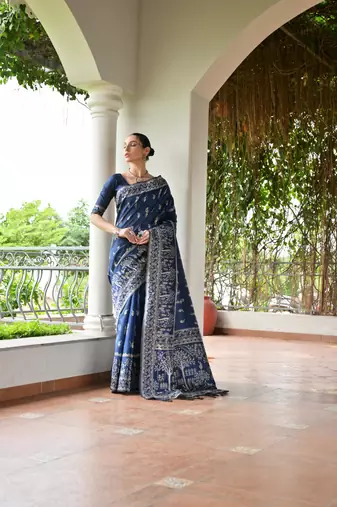 Blue color banglori raw silk  weaving warli designer  rich look classy saree