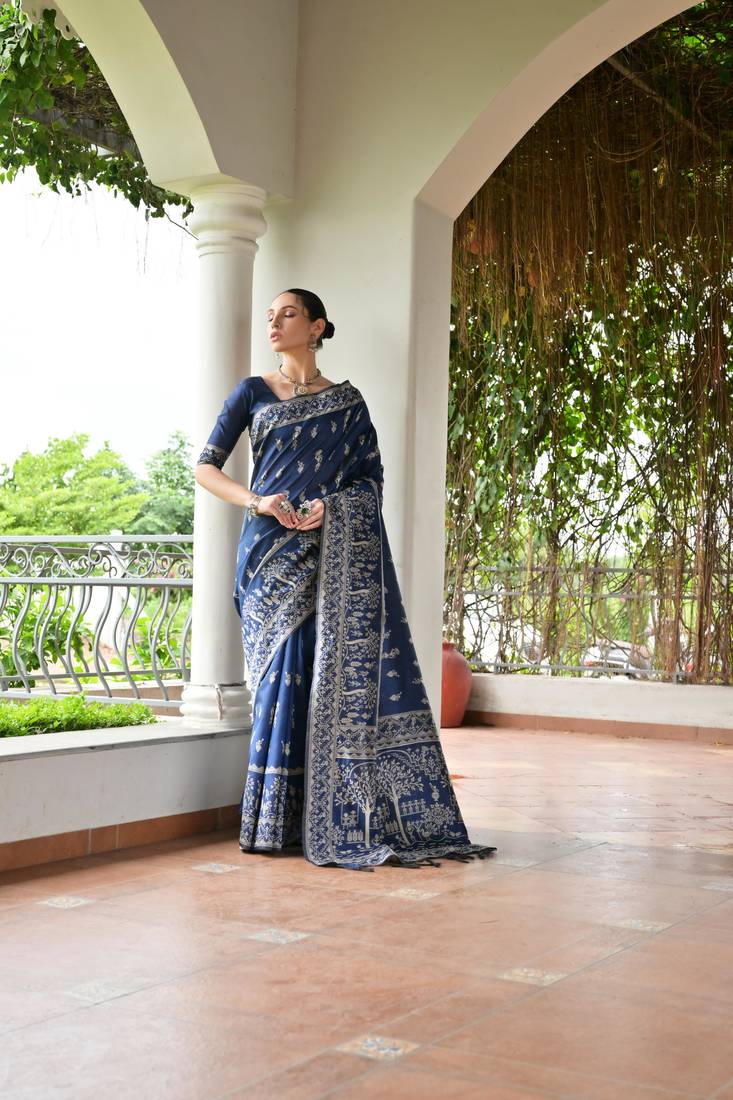 Blue color banglori raw silk  weaving warli designer  rich look classy saree