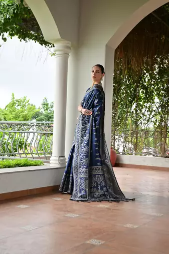 Blue banglori raw silk blend weaving warli rich look classy saree