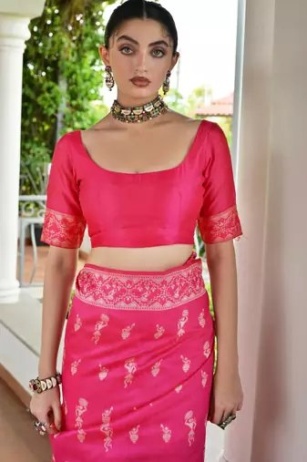 Pink banglori raw silk blend weaving warli rich look classy saree