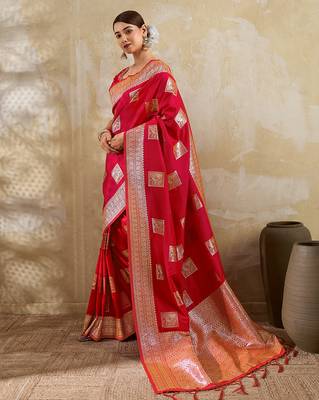 Red silk blend woven saree 4