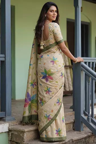  beige virana silk blend elegant printed saree with dori work