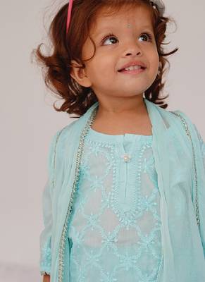 Blue embroidered cotton kurti set 4
