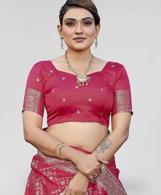 Red zari woven banarasi silk bridal saree with blouse 5