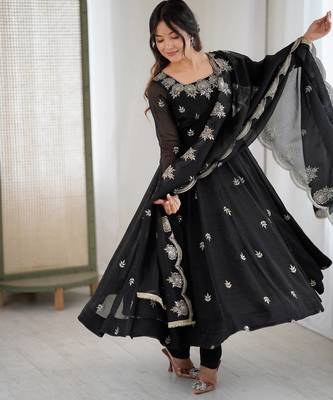 Black Color Embroidery Sequence Work Crunchy Silk Gown Set 3