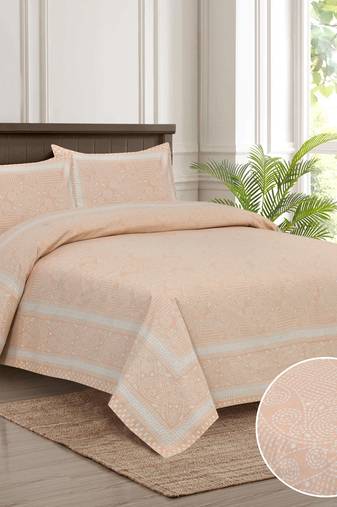 Bedsheet with Pillow Covers for Home & Bedroom Use