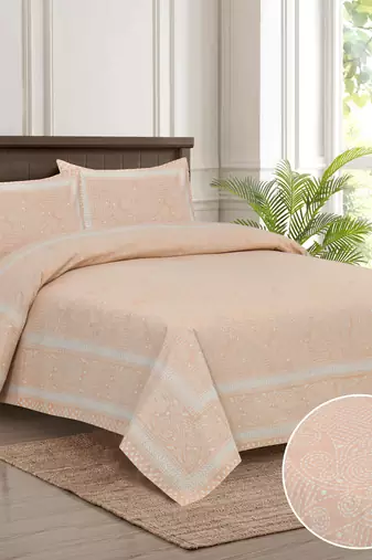 Bedsheet with Pillow Covers for Home & Bedroom Use