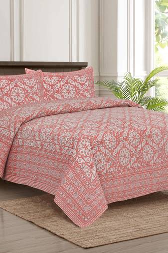 Bedsheet with Pillow Covers for Home & Bedroom Use