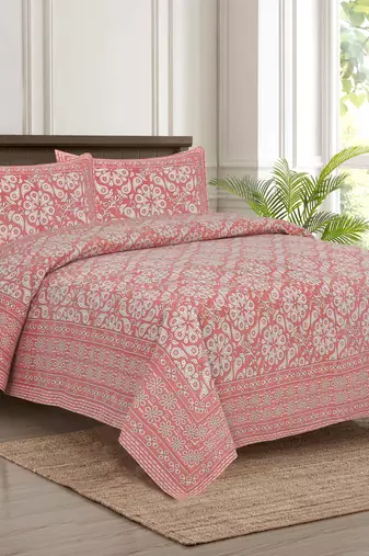 Bedsheet with Pillow Covers for Home & Bedroom Use