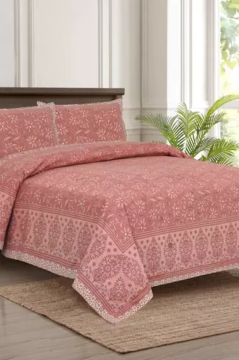 Bedsheet with Pillow Covers for Home & Bedroom Use