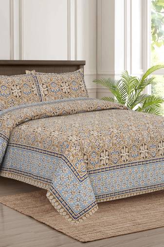 Bedsheet with Pillow Covers for Home & Bedroom Use