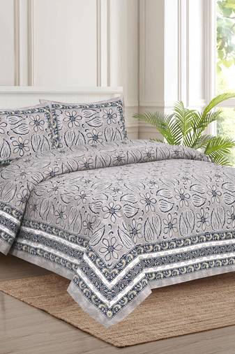 Bedsheet with Pillow Covers for Home & Bedroom Use