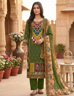 Green digital printed with real mirror-work kurta set 1