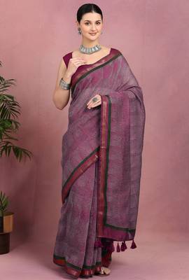 women's geometric print cotton blend saree -magenta 1