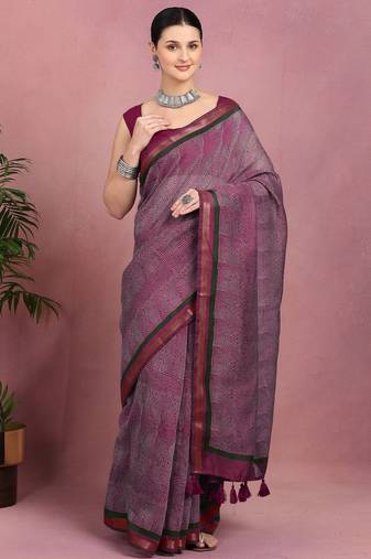 women's geometric print cotton blend saree -magenta