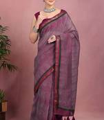 women's geometric print cotton blend saree -magenta