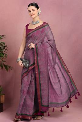 women's geometric print cotton blend saree -magenta 2
