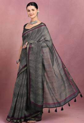 women's geometric print cotton blend saree -black 3