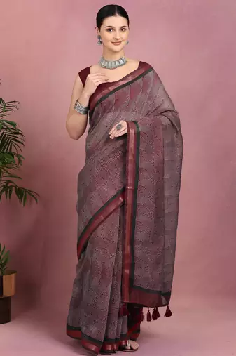 women's geometric print cotton blend saree -maroon