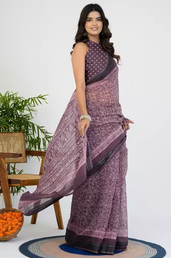 women's floral print cotton blend saree -magenta