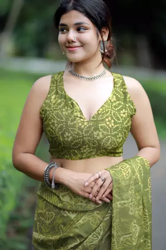 women's block print chiffon saree -green