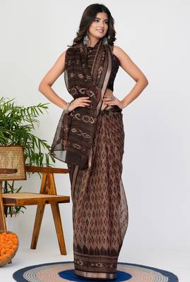 women's ikkat print kota doria saree -brown 2