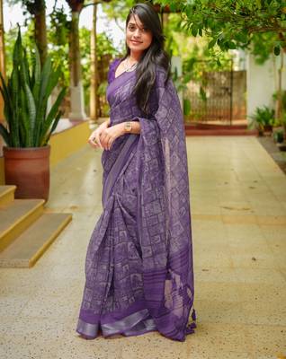 women's madhubani print cotton blend saree -purple 2