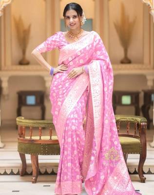 Light pink zari woven silk Blend saree with blouse 1