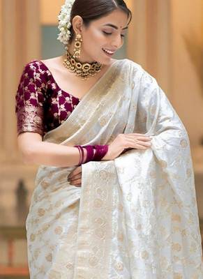 White zari woven silk saree elegant banarasi style wedding wear with blouse 5