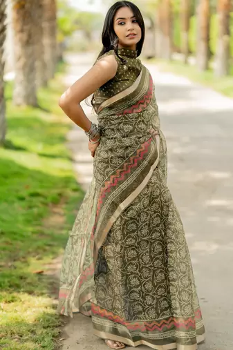 women's floral print kota doria saree -green