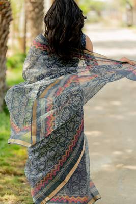 women's floral print kota doria saree -blue 4