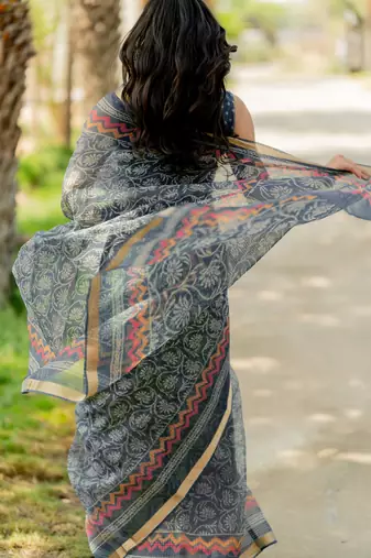 women's floral print kota doria saree -blue