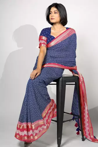 women's chevron/zig zag print cotton silk saree -blue