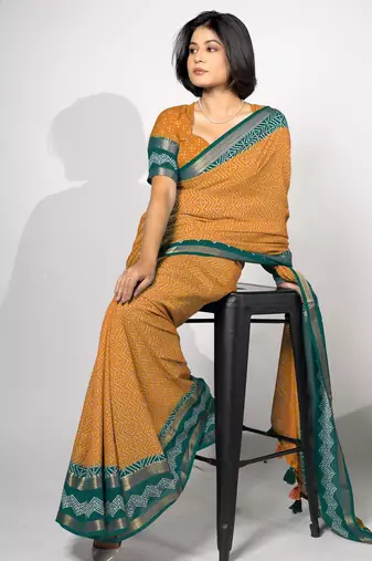 women's chevron/zig zag print cotton silk saree -orange
