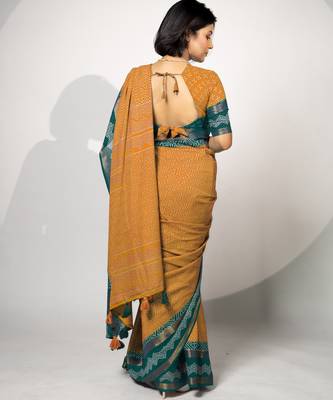 women's chevron/zig zag print cotton silk saree -orange 4