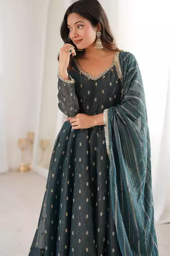 Teal Color Jacquard Butti And Lace Work Crunchy Silk Gown Set